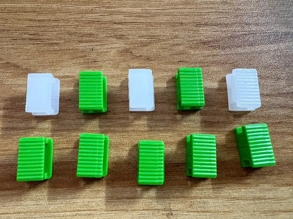 Slider lock